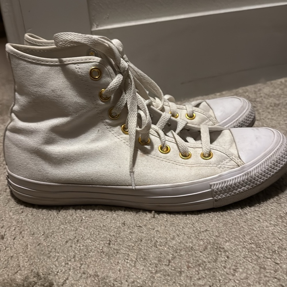 Gently Used - Converse All-Star High Tops - Size 9.5 - Picture 13 of 16